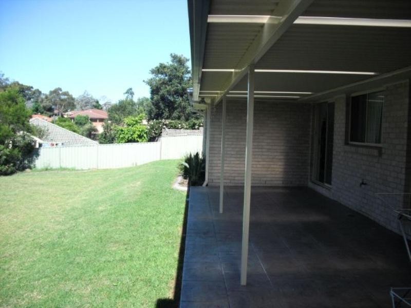 22 Hibiscus Place, Bomaderry NSW 2541
