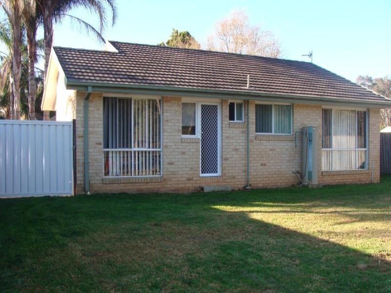 8/50 Hillcrest Avenue, Nowra NSW 2541