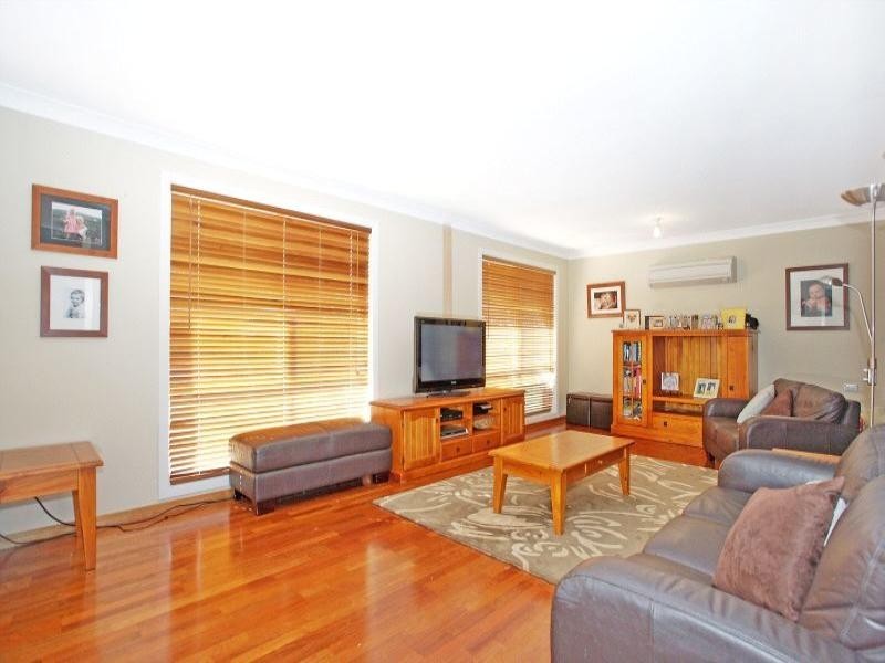 8 Arnheim Place, North Nowra NSW 2541