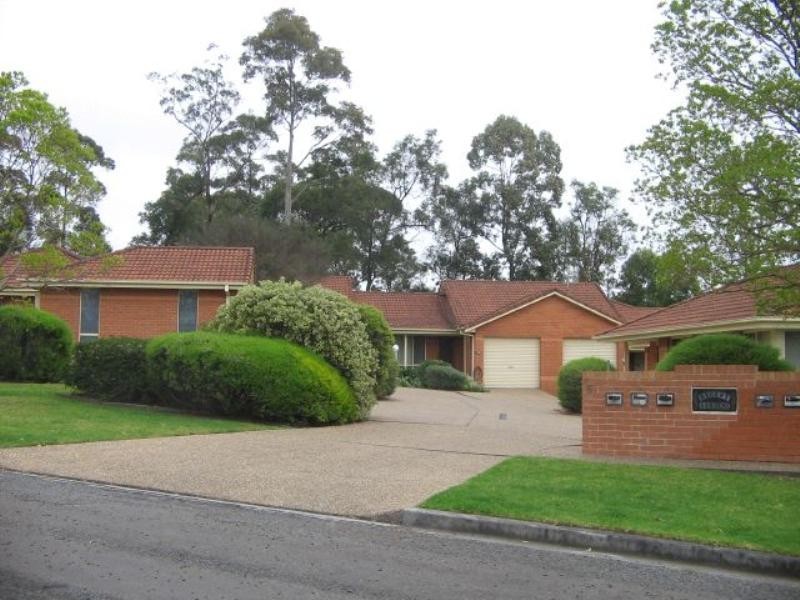 8/6 Regent Place, Bomaderry NSW 2541