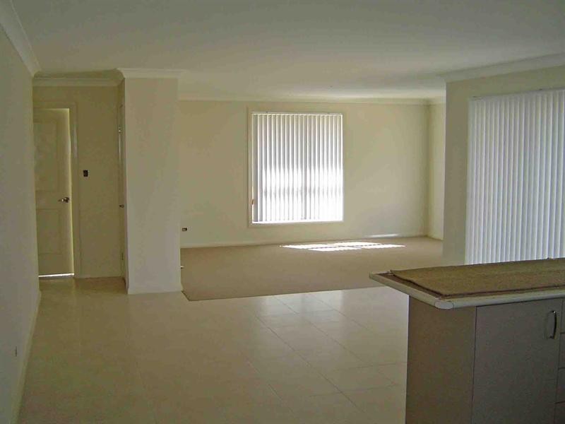 16 Riveroak Road, Worrigee NSW 2540