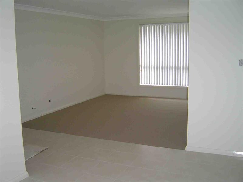 16 Riveroak Road, Worrigee NSW 2540