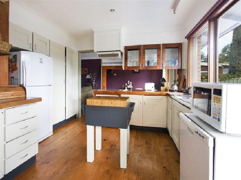 7 Jasmine Drive, Bomaderry NSW 2541