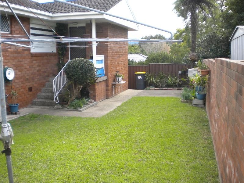 18 Colyer Avenue, Nowra NSW 2541