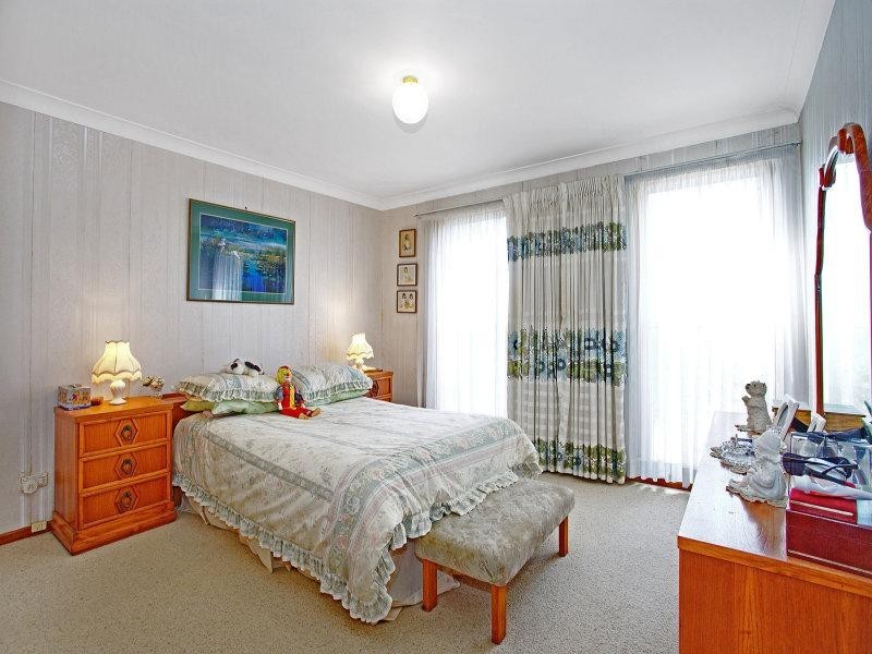 5 Jasmine Drive, Bomaderry NSW 2541