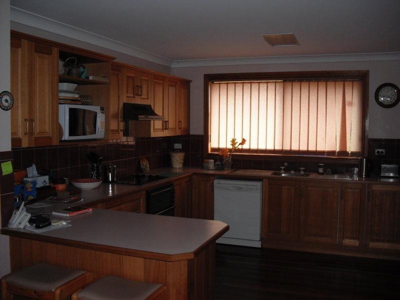 20 Elvin Drive, Bomaderry NSW 2541