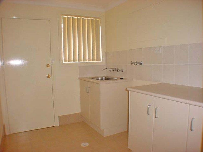 7 Freesia Crescent, Bomaderry NSW 2541