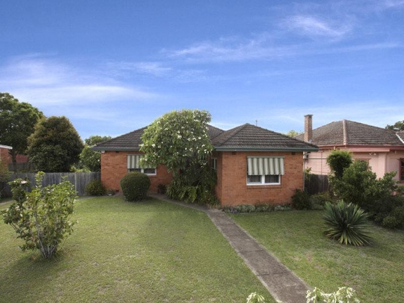 24 Osborne Street, Nowra NSW 2541