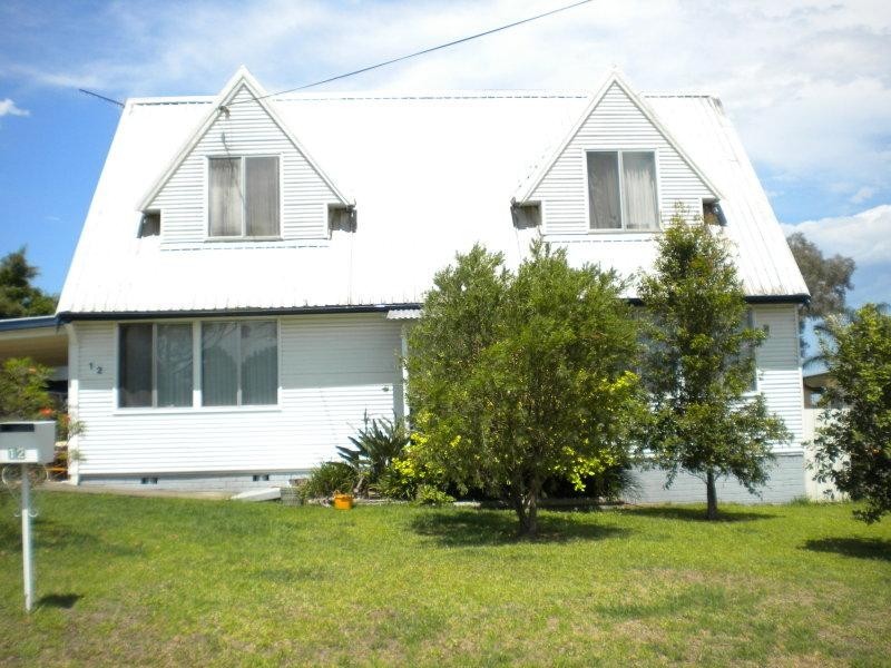 12 Tallayang Street, Bomaderry NSW 2541