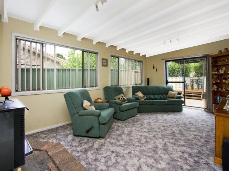 8 Seccombe Street, Nowra NSW 2541