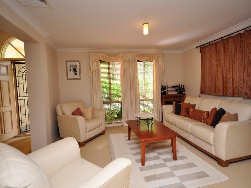 6 Lowana Close, Tapitallee NSW 2540