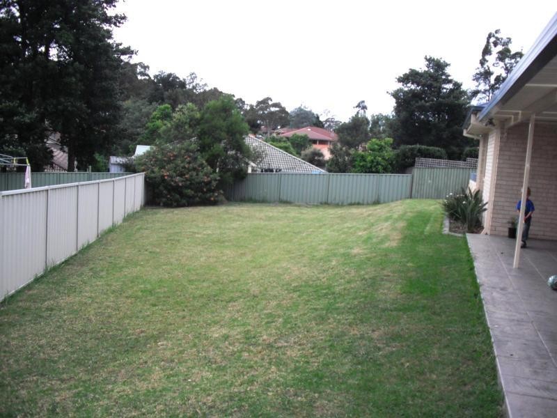 22 Hibiscus Place, Bomaderry NSW 2541