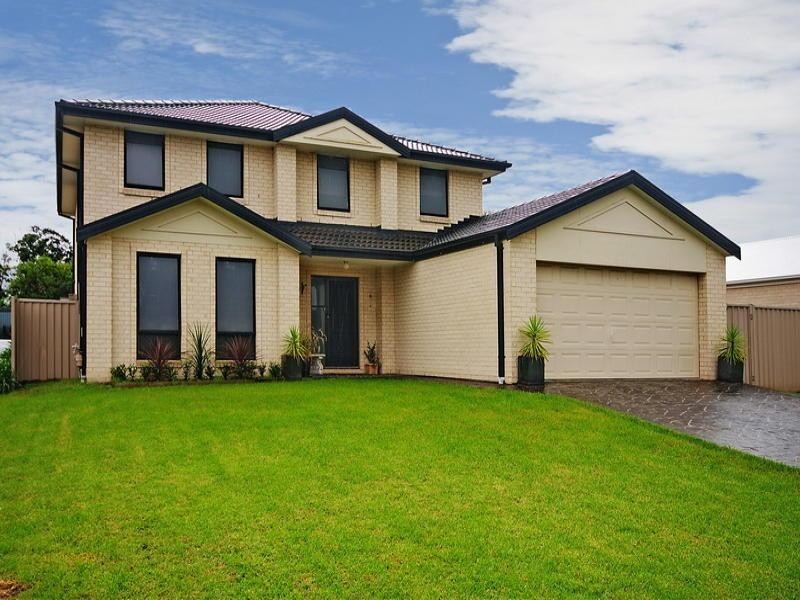 24 Emerald Drive, Meroo Meadow NSW 2540