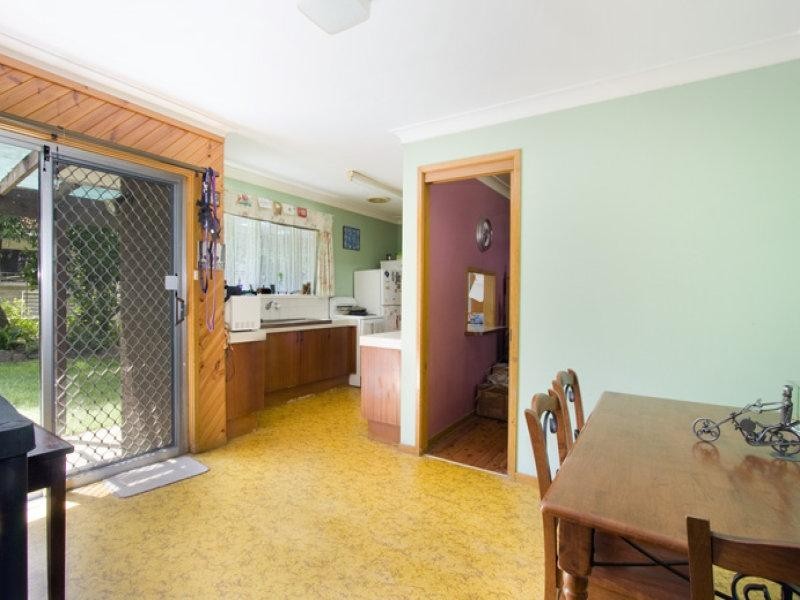 67 Bunberra Street, Bomaderry NSW 2541