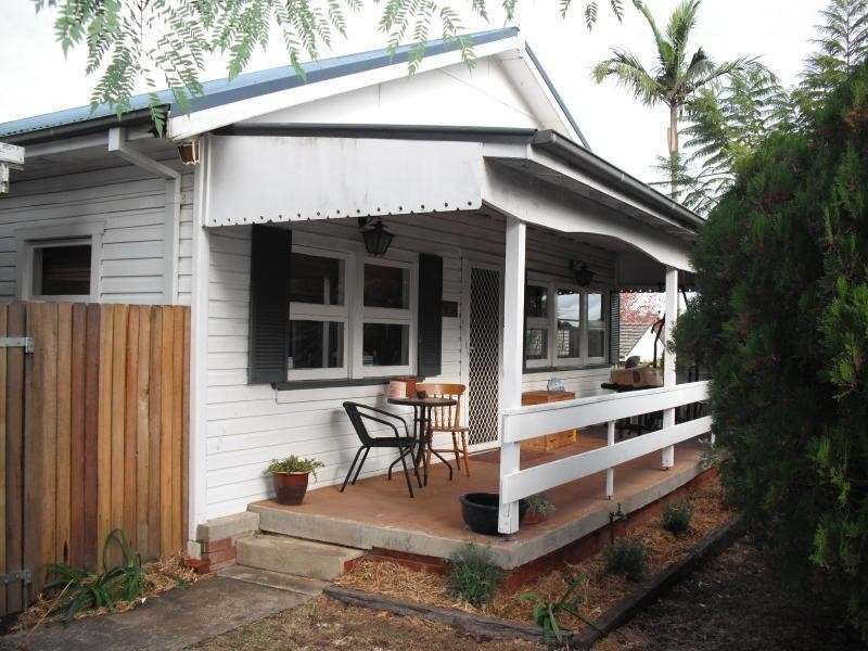 12 Karowa Street, Bomaderry NSW 2541