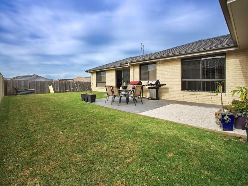 18 Golden Ash Close, Worrigee NSW 2540