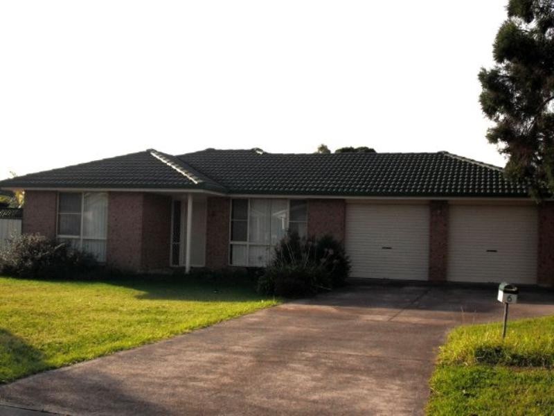 6 St James Crescent, Worrigee NSW 2540