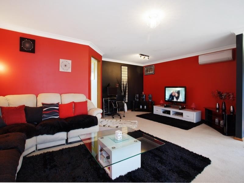 2 Farrelly Place, Bomaderry NSW 2541