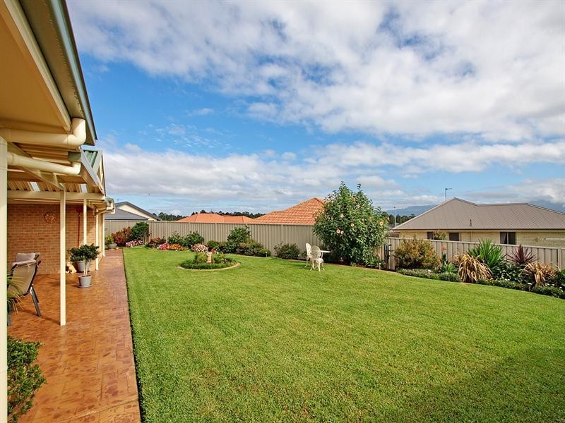 6 Myall Close, Worrigee NSW 2540