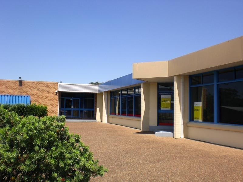 1 & 2/12 East Street, Nowra NSW 2541