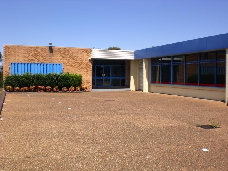 1 & 2/12 East Street, Nowra NSW 2541