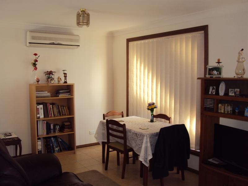 1/5 Waroo Place, Bomaderry NSW 2541