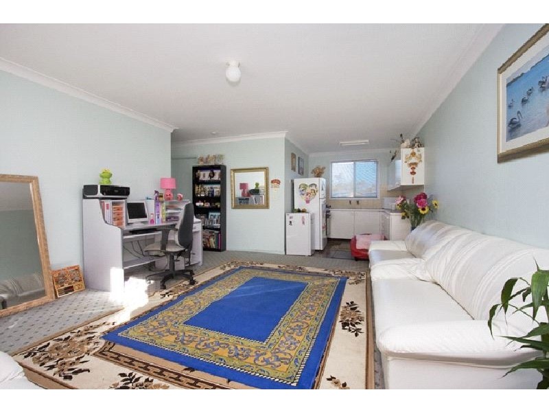 1 & 2/23 Meroo Road, Bomaderry NSW 2541