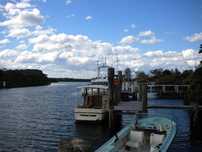 11 West Street, Greenwell Point NSW 2540