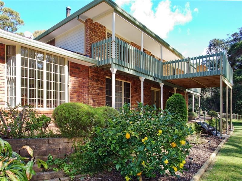 16 Linnane Street, Falls Creek NSW 2540