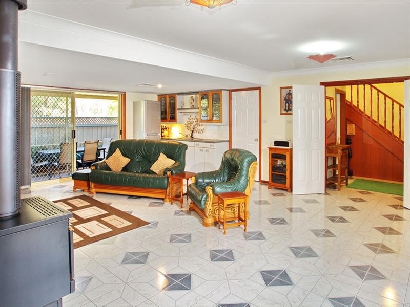 16 Linnane Street, Falls Creek NSW 2540