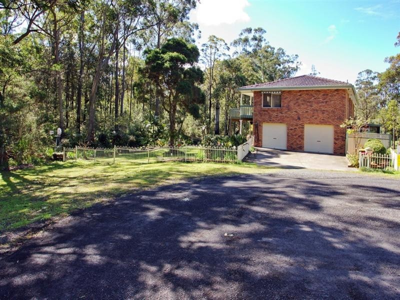 16 Linnane Street, Falls Creek NSW 2540