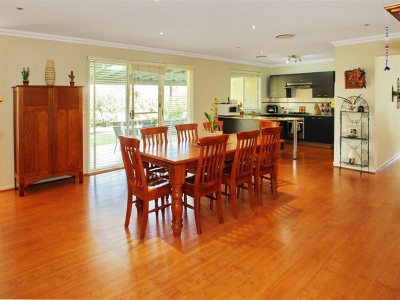 2 Burradoo Crescent, Worrigee NSW 2540