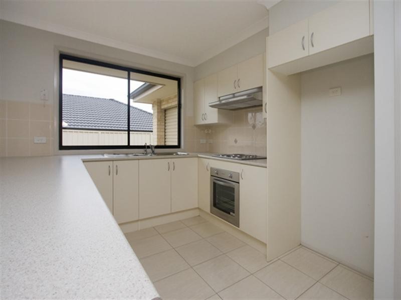 12 Warrigal Street, Worrigee NSW 2540