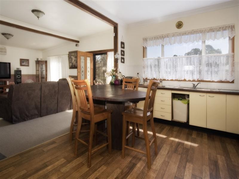 54 Hillcrest Avenue, South Nowra NSW 2541