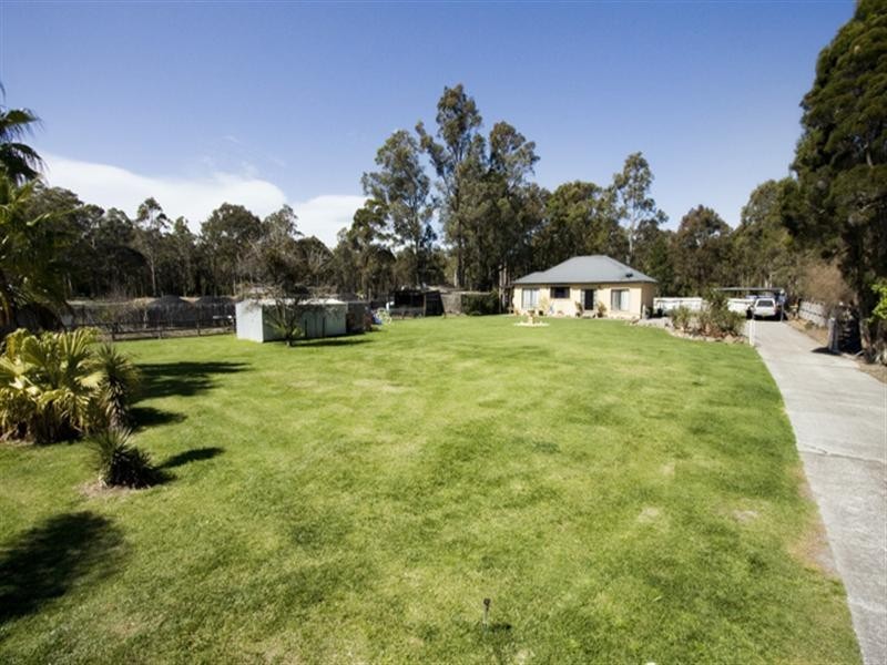54 Hillcrest Avenue, South Nowra NSW 2541