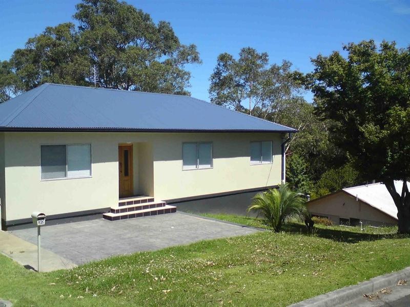 30 Brinawarr Street, Bomaderry NSW 2541