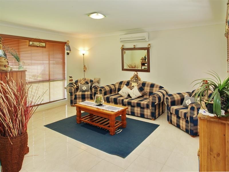 11 Burradoo Crescent, Worrigee NSW 2540