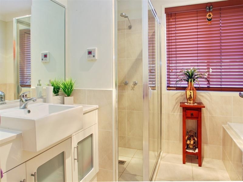 11 Burradoo Crescent, Worrigee NSW 2540