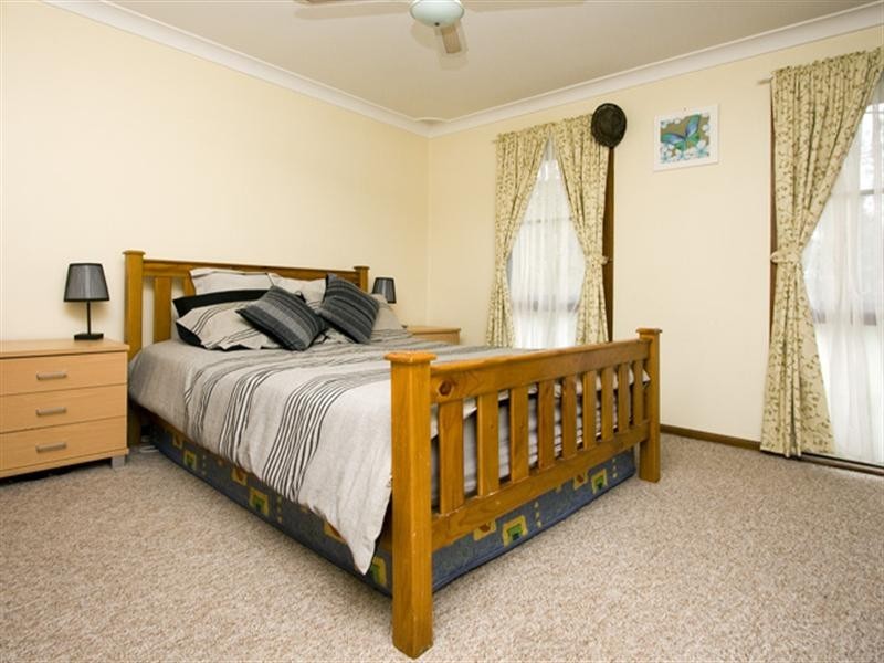 3 Ulrick Place, Nowra NSW 2541