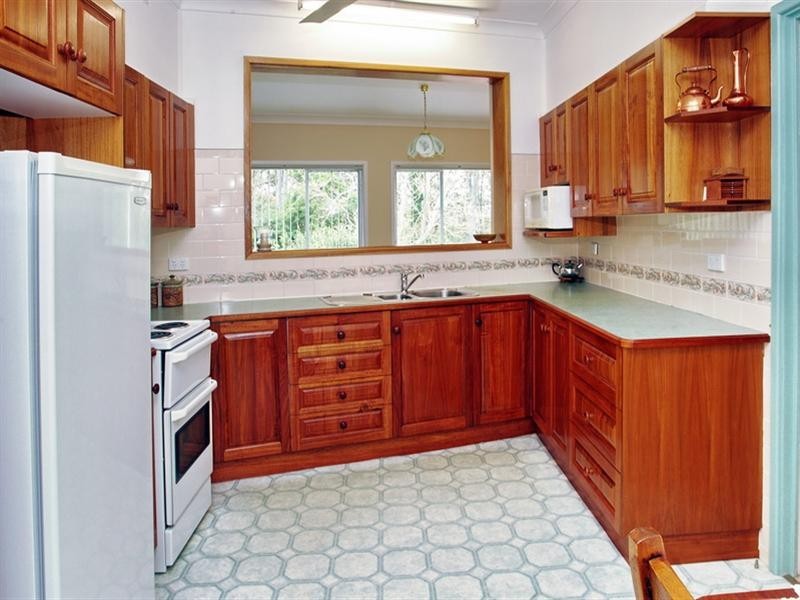 94 Walsh Crescent, North Nowra NSW 2541