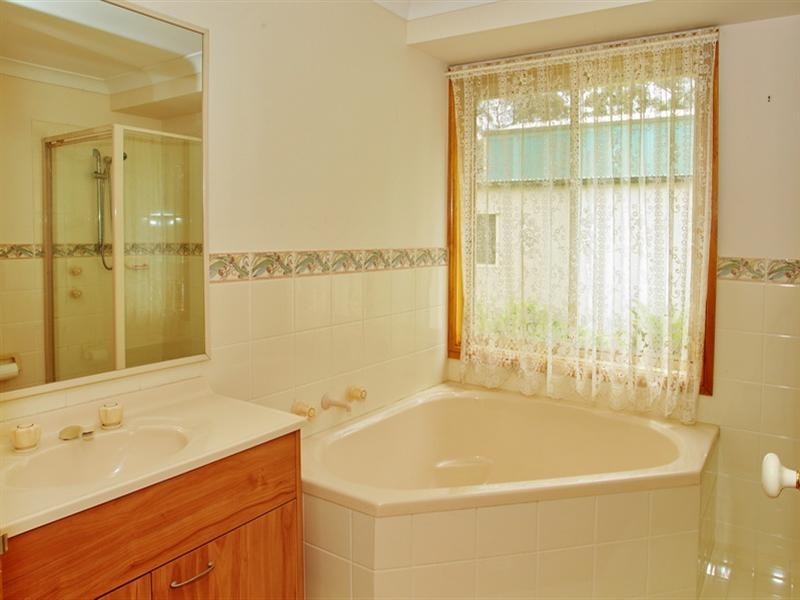 113 Timber Ridge Drive, Nowra Hill NSW 2540