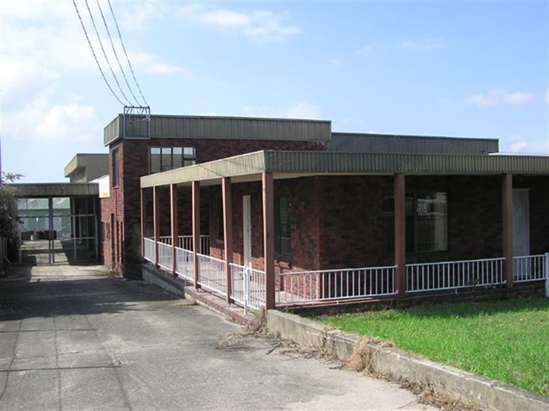 58 Railway Street, Bomaderry NSW 2541