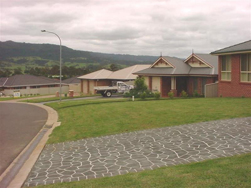7 Freesia Crescent, Bomaderry NSW 2541