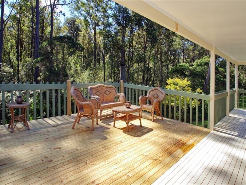 16 Linnane Street, Falls Creek NSW 2540