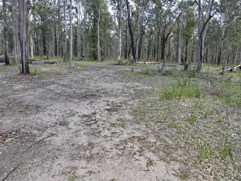 124 Watt Road, Falls Creek NSW 2540