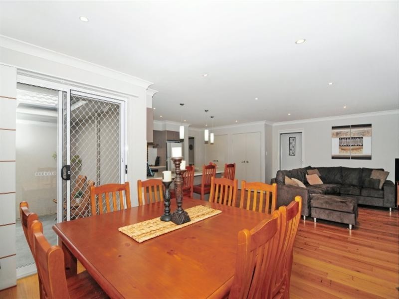 70 Emerald Drive, Meroo Meadow NSW 2540