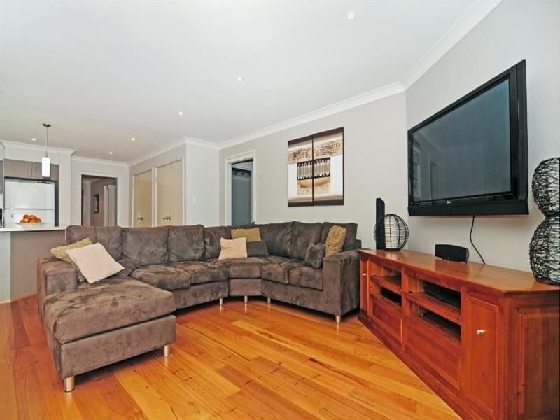 70 Emerald Drive, Meroo Meadow NSW 2540