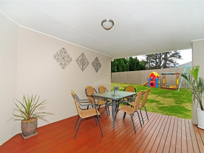 70 Emerald Drive, Meroo Meadow NSW 2540