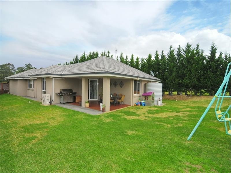 70 Emerald Drive, Meroo Meadow NSW 2540