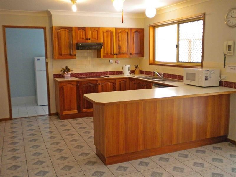 11 Paruna Place, North Nowra NSW 2541